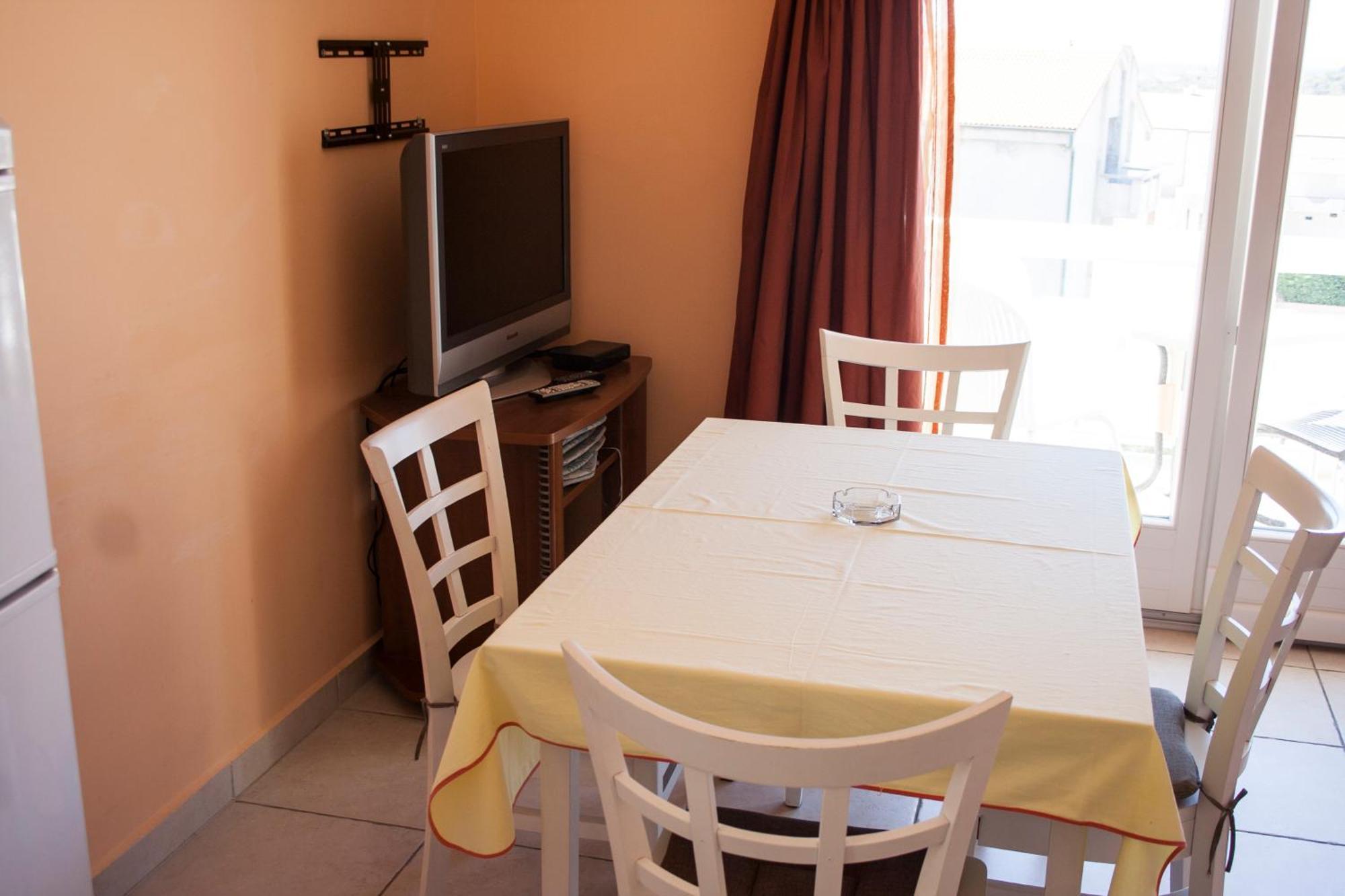 Apartments Mirage Novalja Extérieur photo